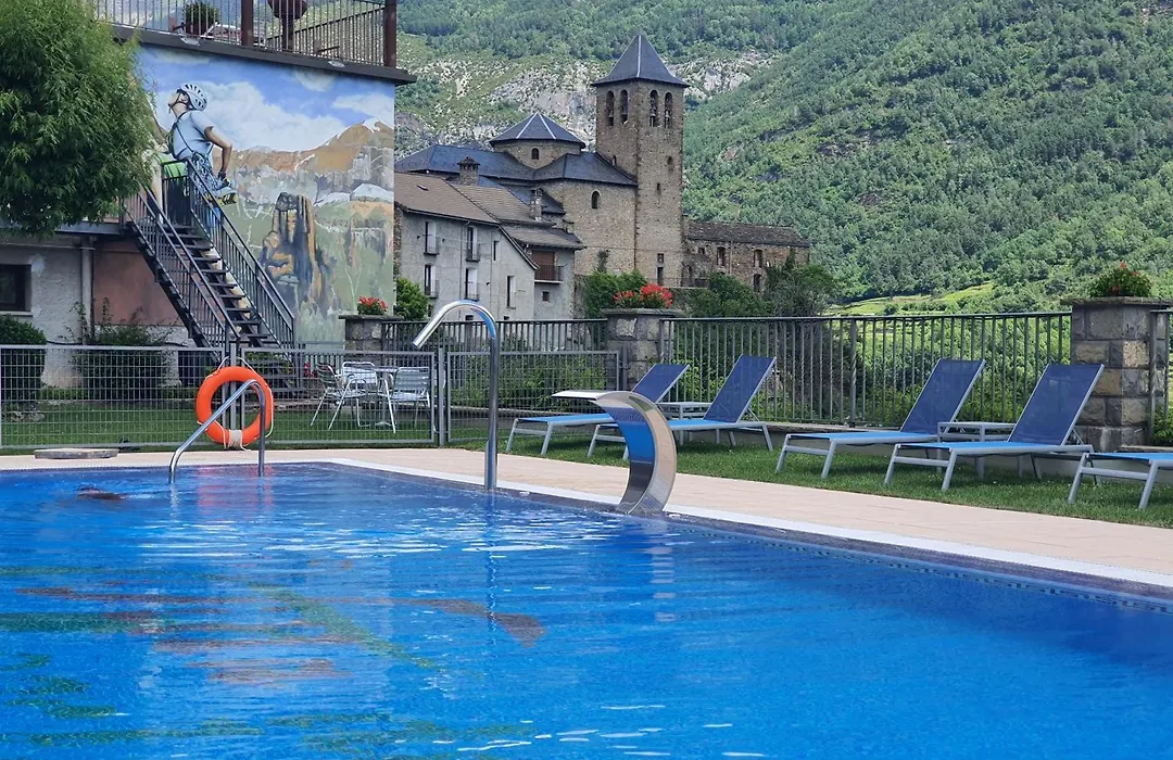 Hotel Villa De Torla-1